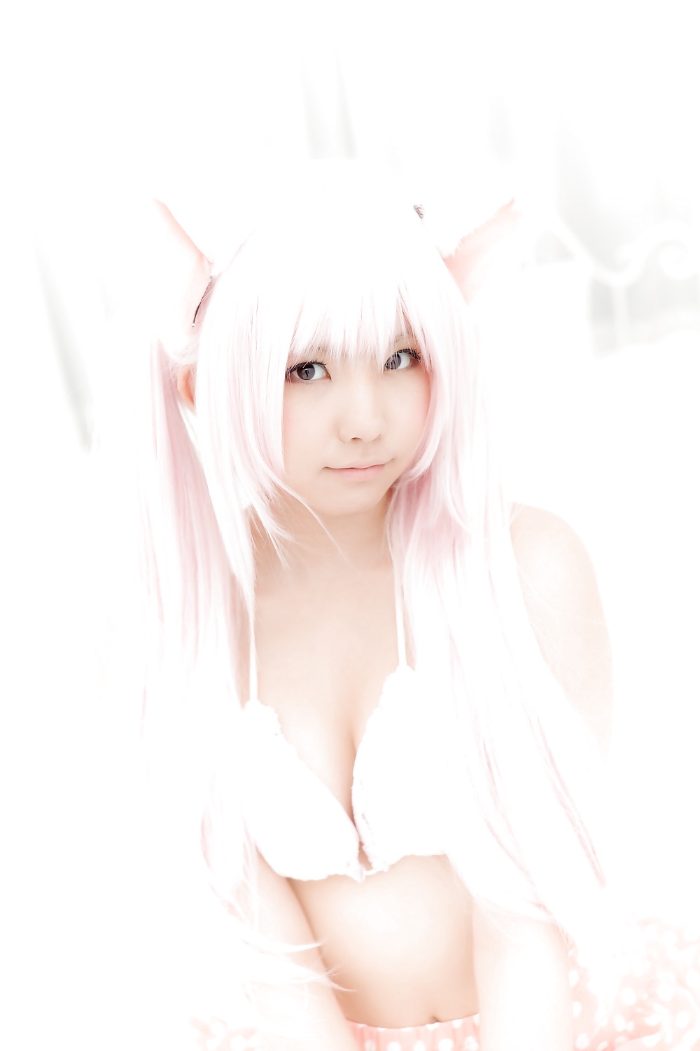 Asian Cosplay in White #26558980