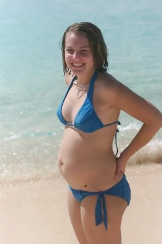 Pregnant women in bikini 1. #37437535