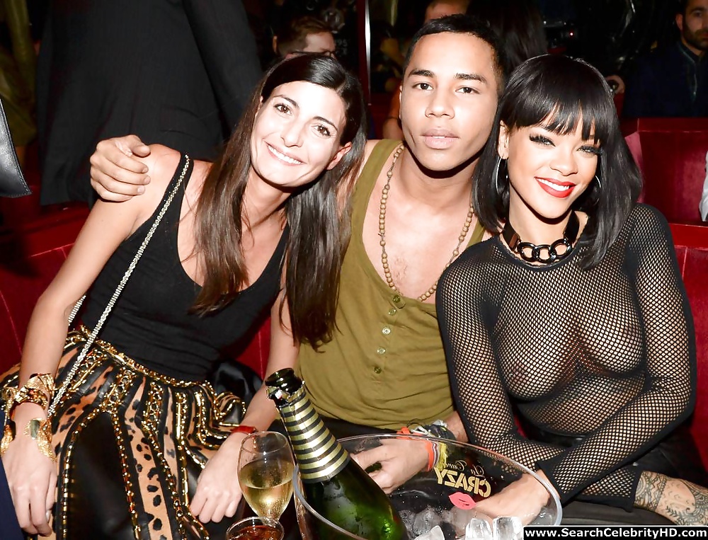 Rihanna - braless en el desfile de balmain - afterparty
 #35251863