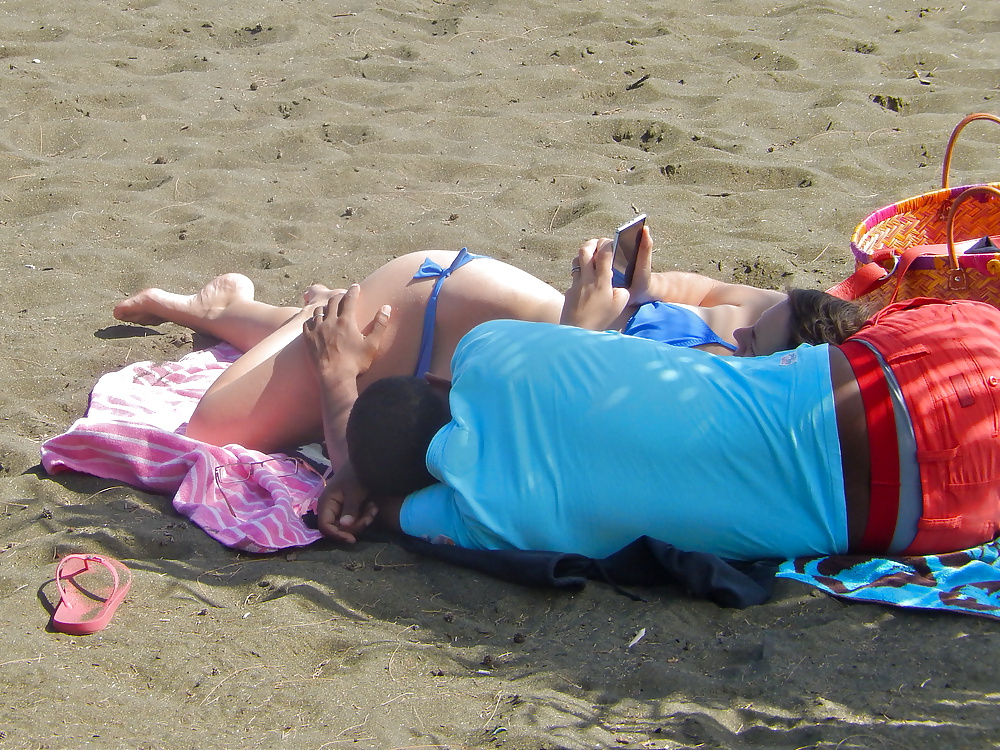 Voyeur on the beach 974 - Peek on bikini #27717877