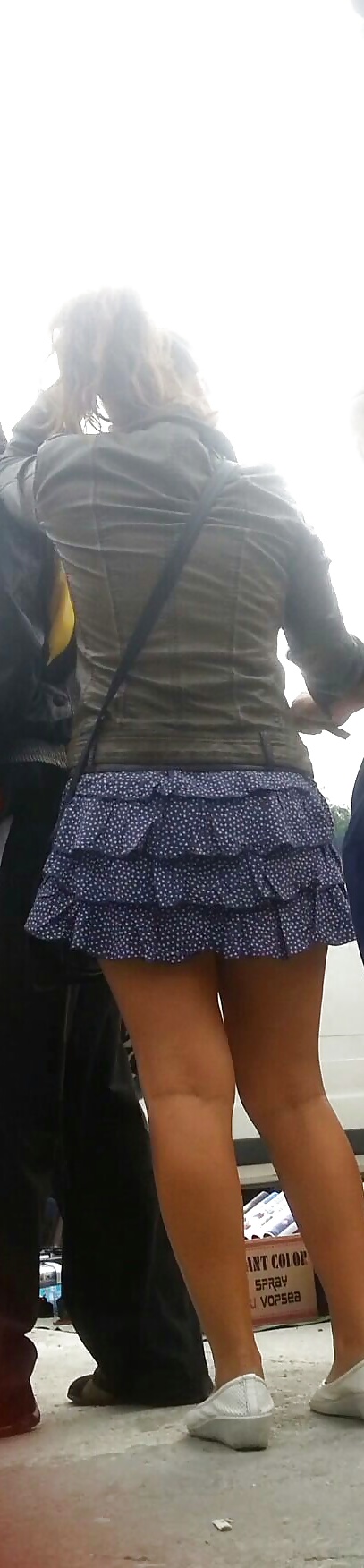 Spy sexy teens skirt and feet romanian #39075225