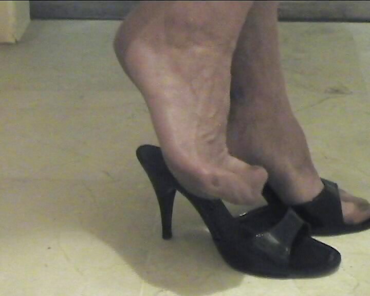 From my clip: I play with my mules in FF Stockings #35358492