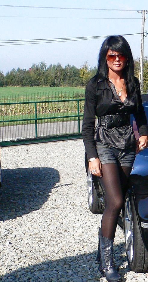 Ragazze in stivali . frauen in stiefel
 #34973832