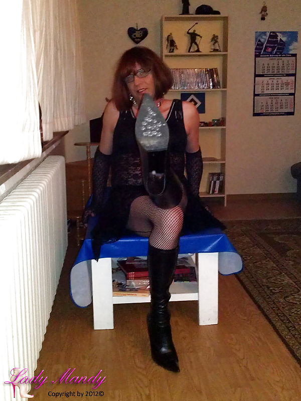 Lady mandy
 #27304054