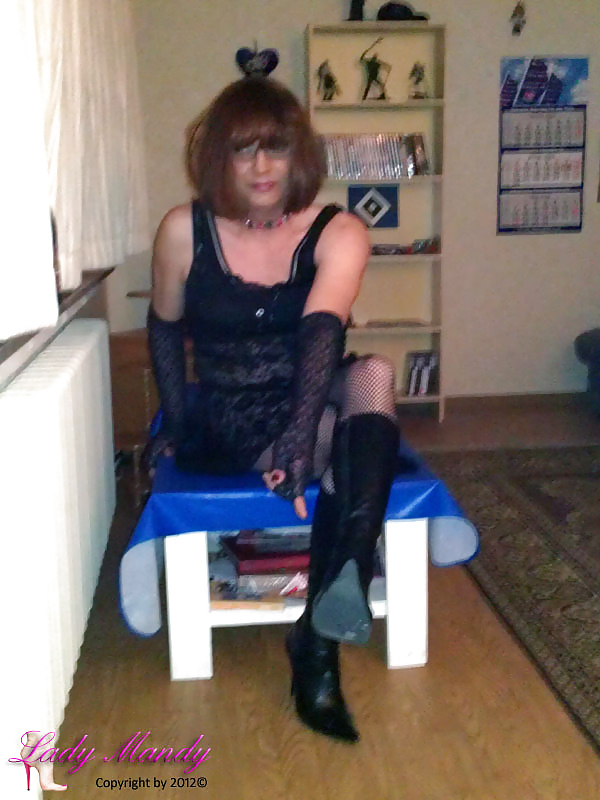 Lady mandy
 #27304068