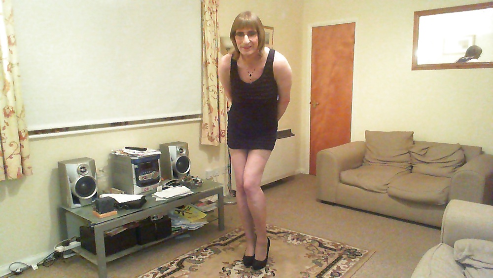 Yo vestida
 #33187772