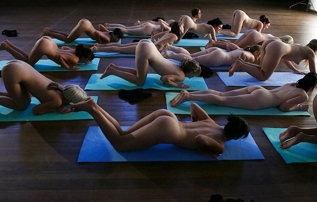 Alcune foto porno di ragazze yoga
 #23745272