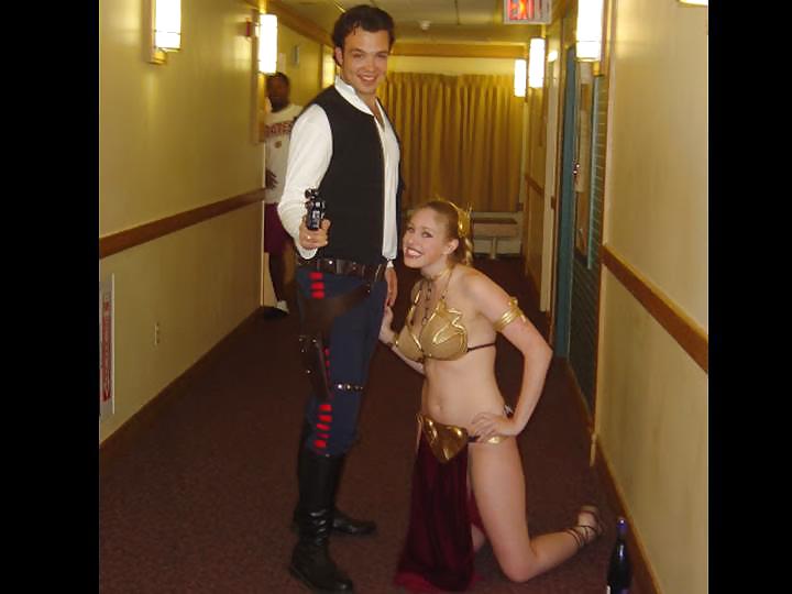 Star Wars Slave Leia Dressed and Undressed Gallery 2 #23046313