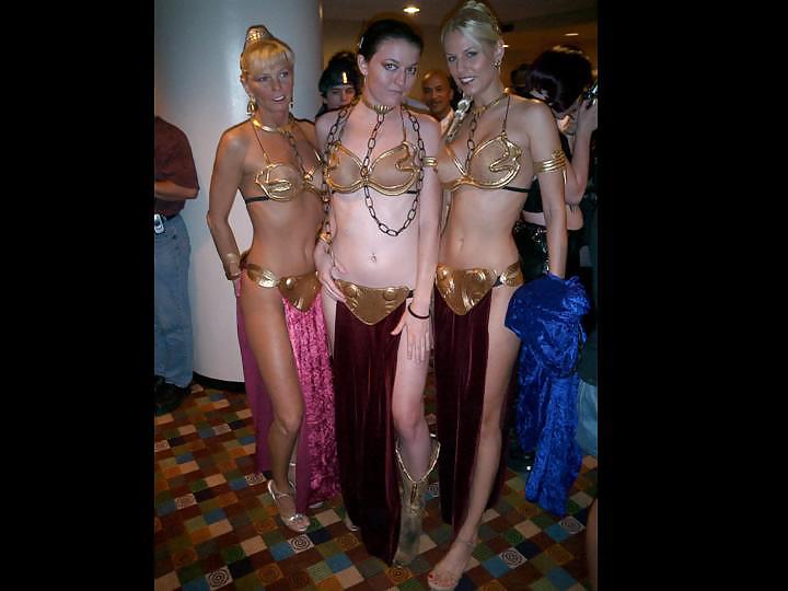 Star Wars Slave Leia Dressed and Undressed Gallery 2 #23046342