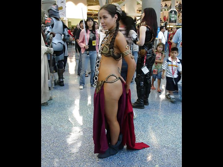 Star Wars Slave Leia Dressed and Undressed Gallery 2 #23046452