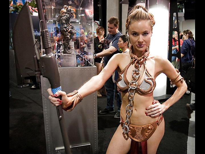 Star Wars Slave Leia Dressed and Undressed Gallery 2 #23046458