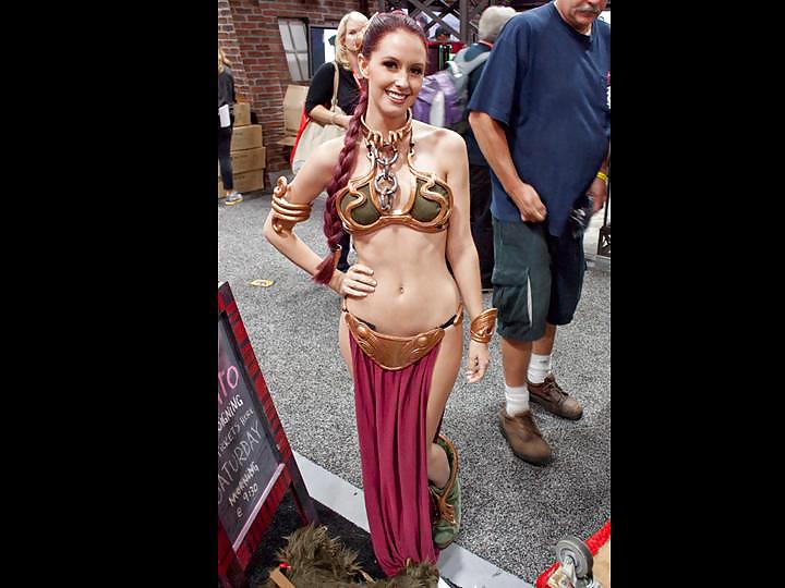 Star Wars Slave Leia Dressed and Undressed Gallery 2 #23046510
