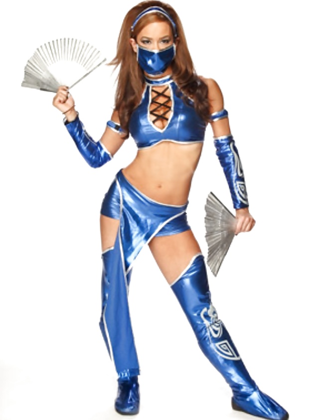 Wwe diva halloween pics
 #30633124