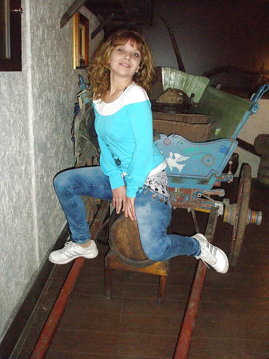 Vip whore with a little ass
 #39007608