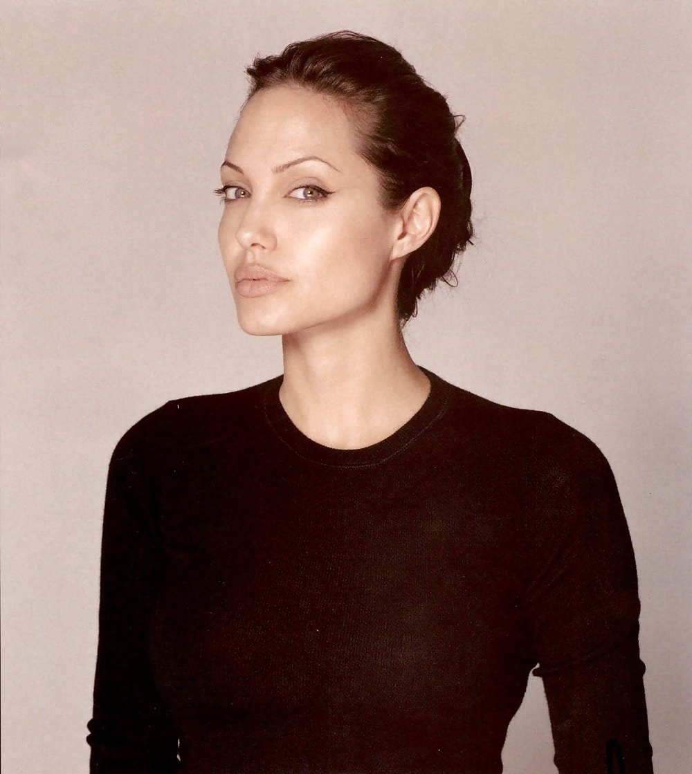 Angelina Jolie Stroke Gallery #28057009