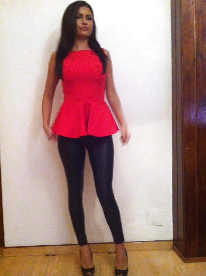 ルーマニア語
 #36401760