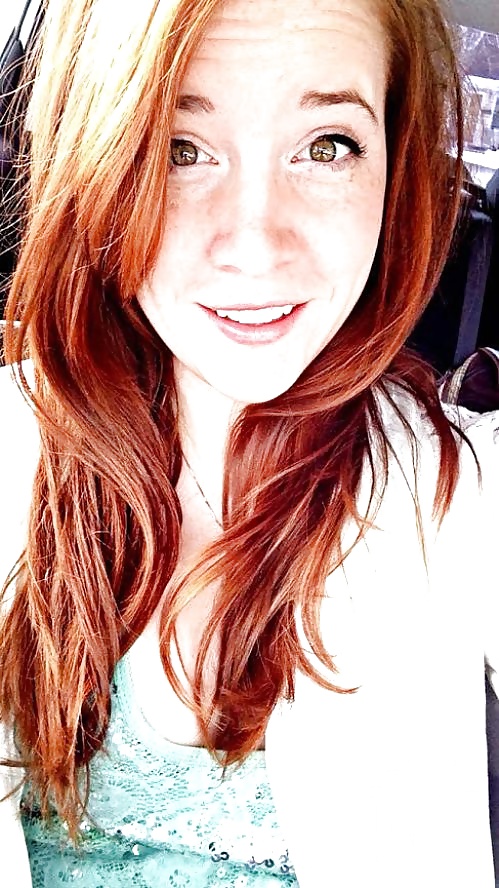 Redhead #32533634