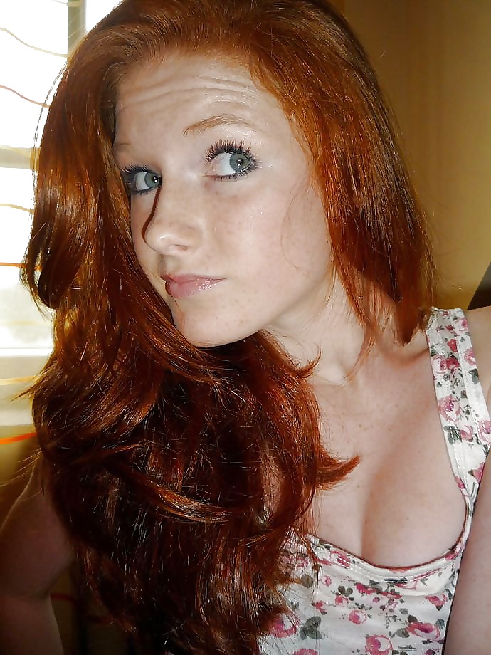 Redhead #32533724