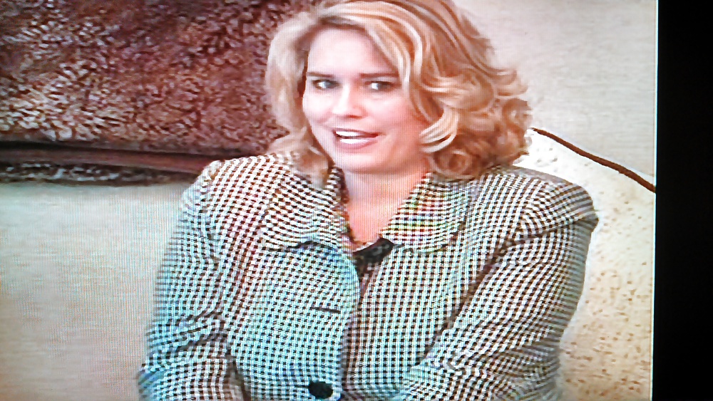 地元のお天気お姉さん
 #27740334