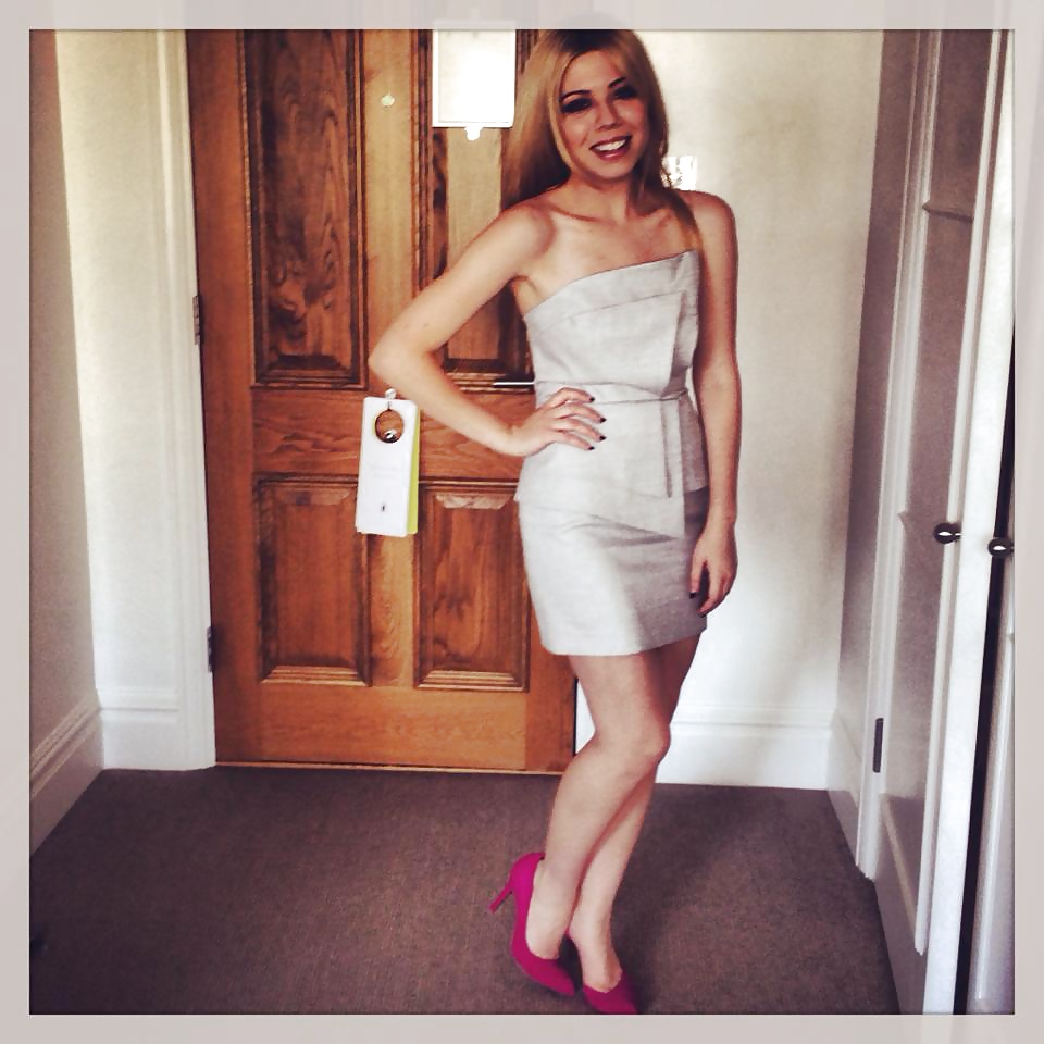 Jenette mccurdy
 #25105299