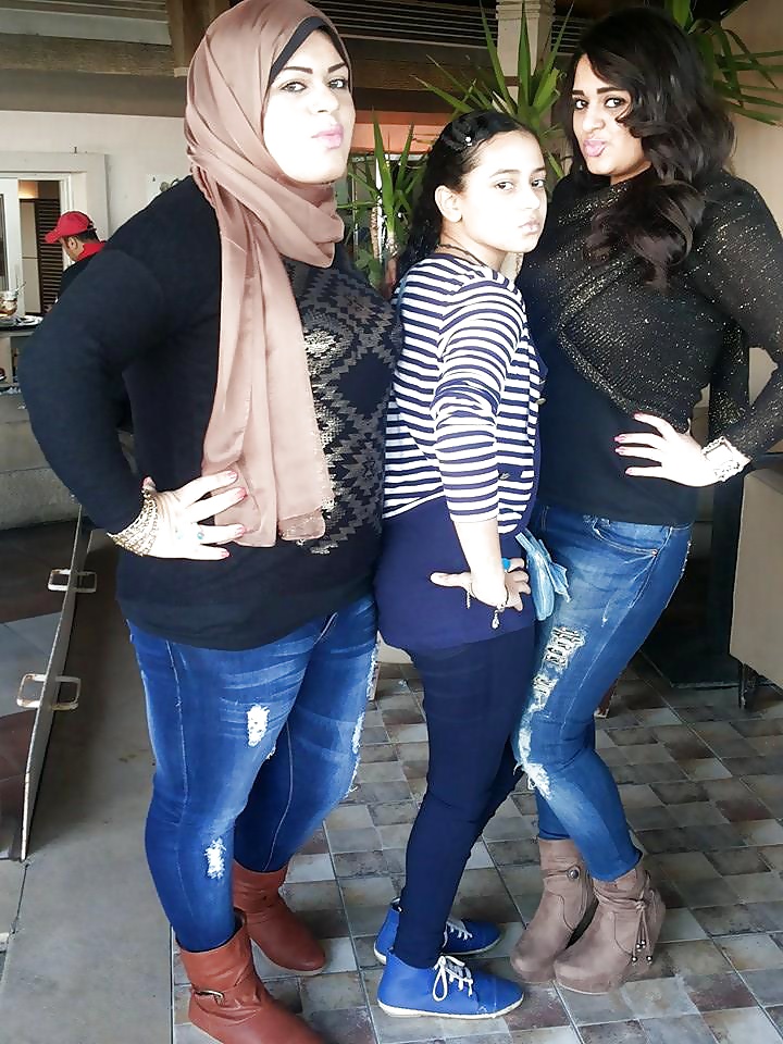 Arab Egyptian Chicks Girls of Alexandria  #26672013