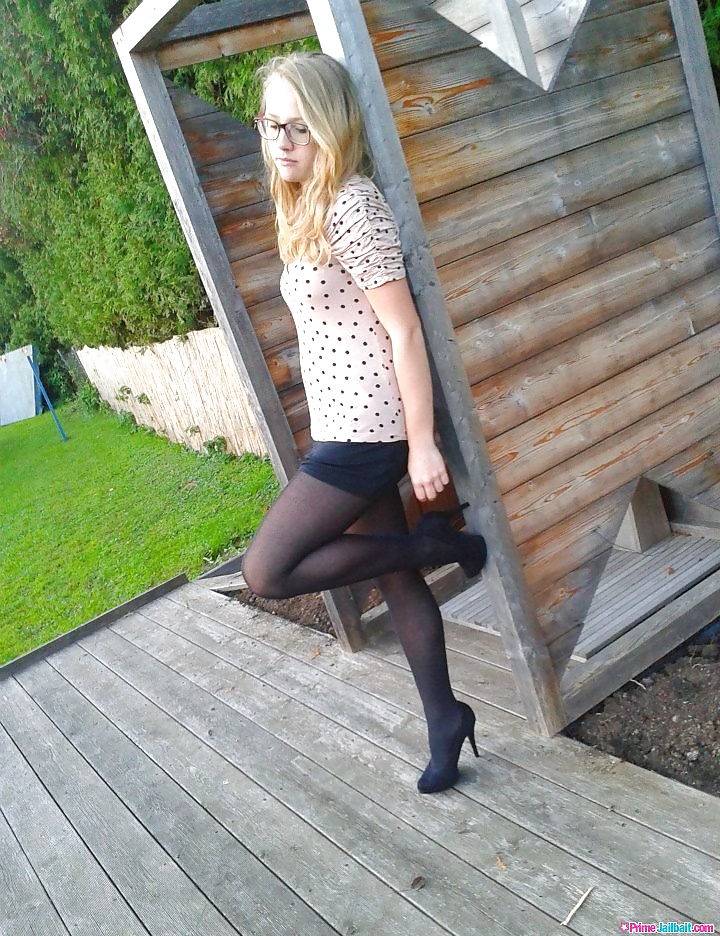 Adolescentes
 #27098749