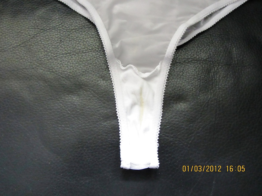 妻のパンツ
 #34353245