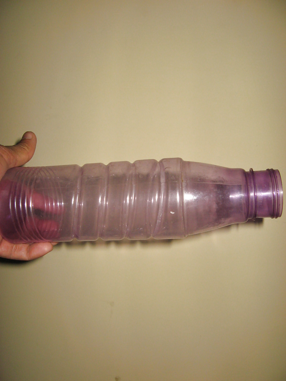 Play with bottle . length compareing  #40806526