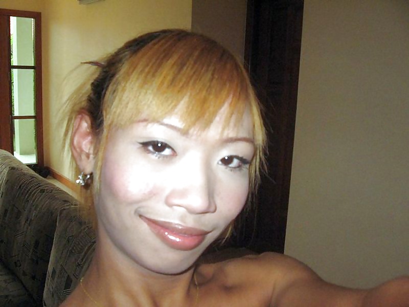 Ladyboy biondo cindy frm bangkok
 #26178290