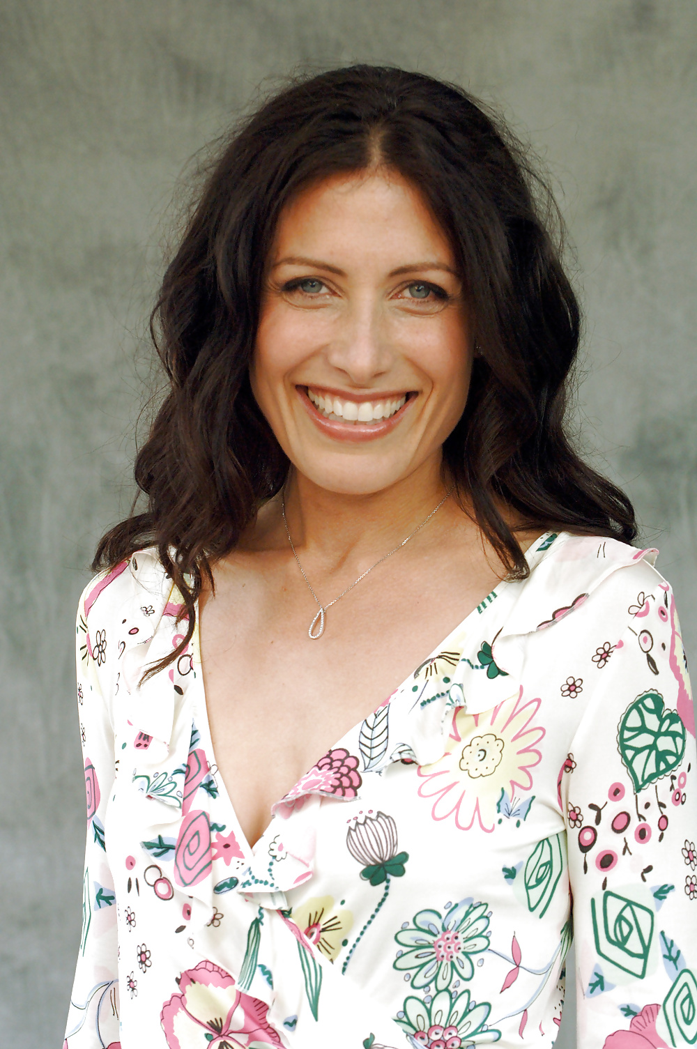 Lisa Edelstein Alias Dr. Lisa Cuddy 6. #32987104