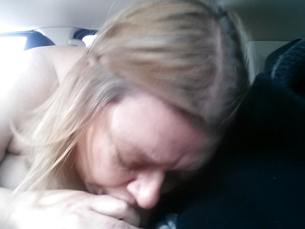 Ella programó una bj estacionamiento con un extraño
 #35475873