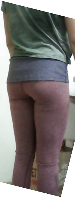 Tight latina booty in yoga pants #33291012