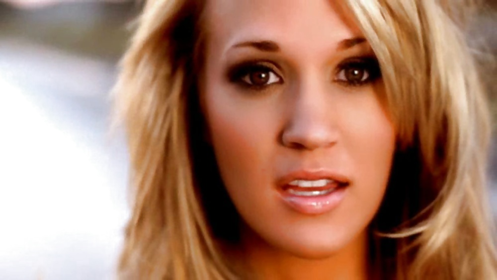 Carrie Underwood #25884192