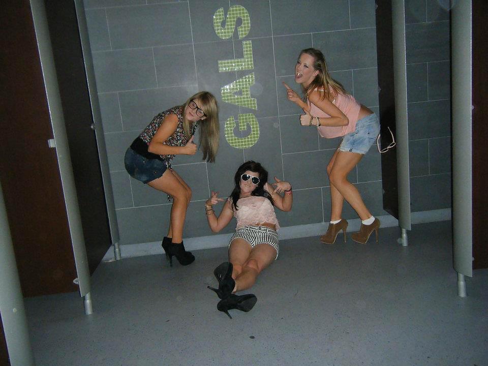 ティーンズレッグ
 #37777178