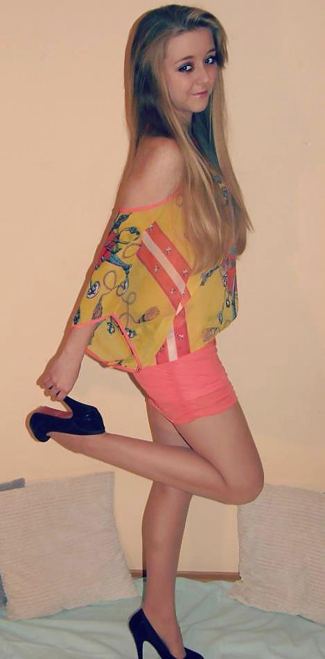 ティーンズレッグ
 #37777245