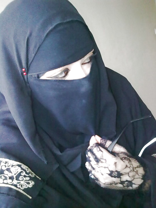 Turbanli hijab arabo, turco, asiatico nudo - non nudo 16
 #37456097