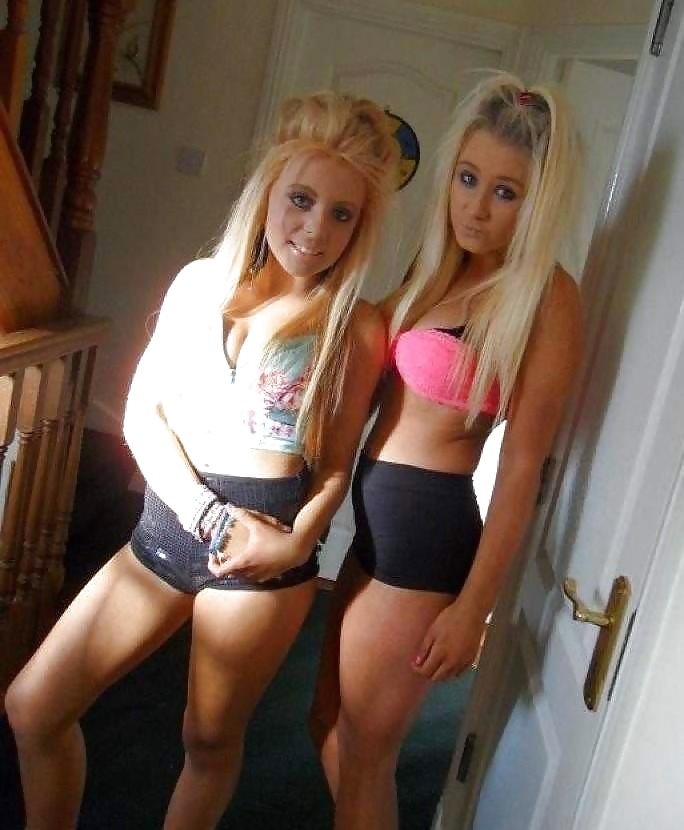 淫らな女たち #3
 #40827276