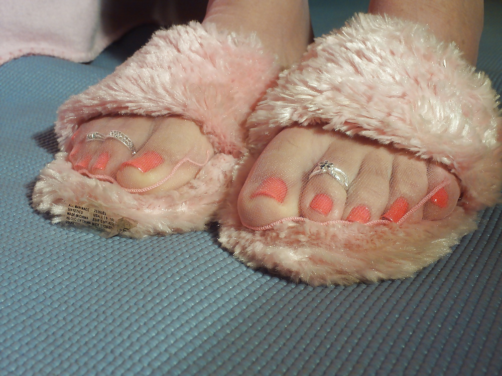 Sexy pies de nylon dedos de los pies
 #33551189