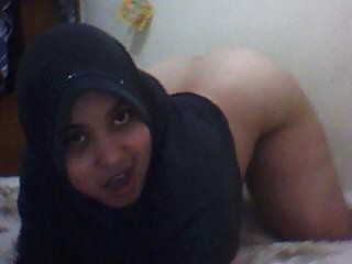 Hijab selfshot
 #23402262