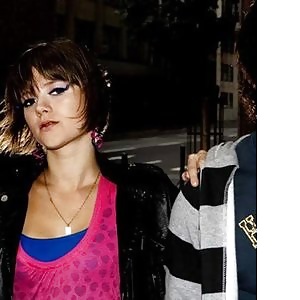 Bettina banski
 #23039960