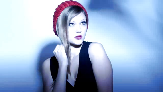 Bettina banski
 #23040047