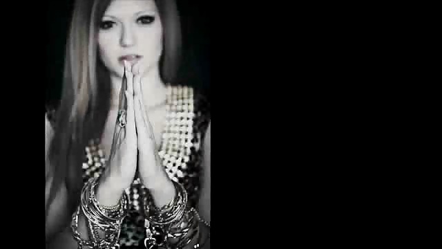 Bettina banski
 #23040121