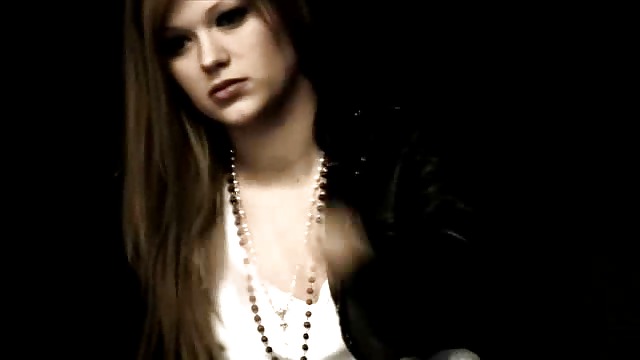 Bettina banski
 #23040155