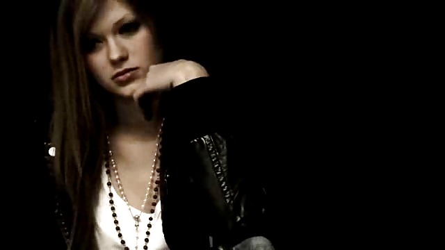 Bettina banski
 #23040160