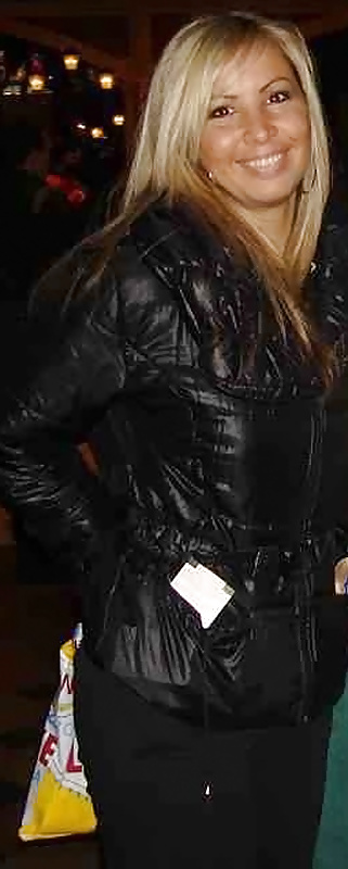 Ella necesita algo duro
 #39971052