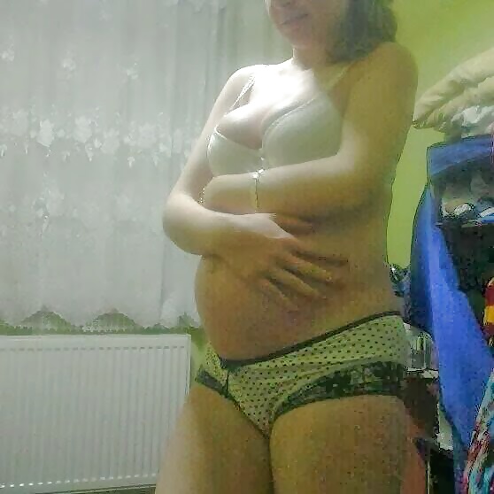 Hamile turk kizi - turkish pregnant girl #30304345