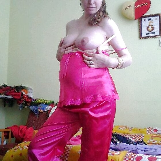 Hamile turk kizi - turkish pregnant girl #30304368