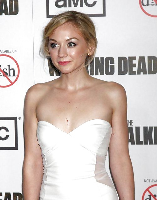 Emily Kinney #37622153