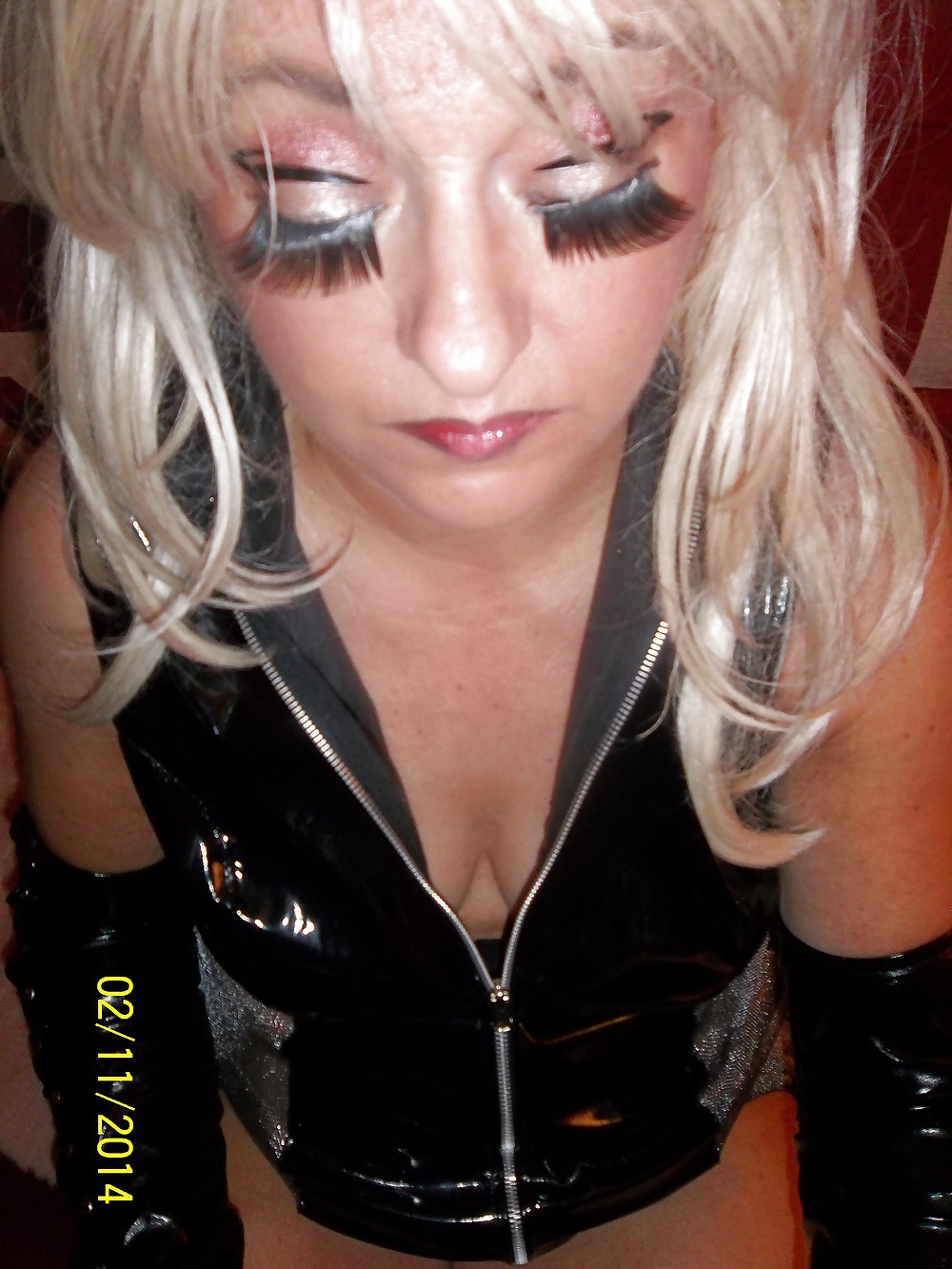 日曜にはより多くのbj
 #31464548