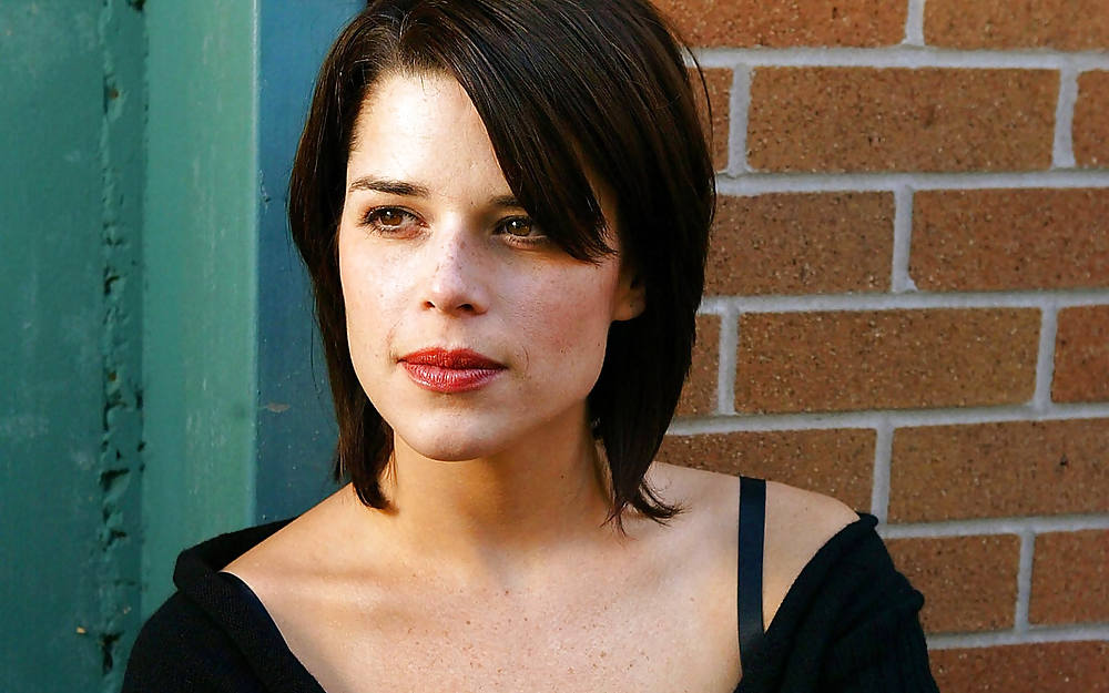 Neve Campbell #35961041